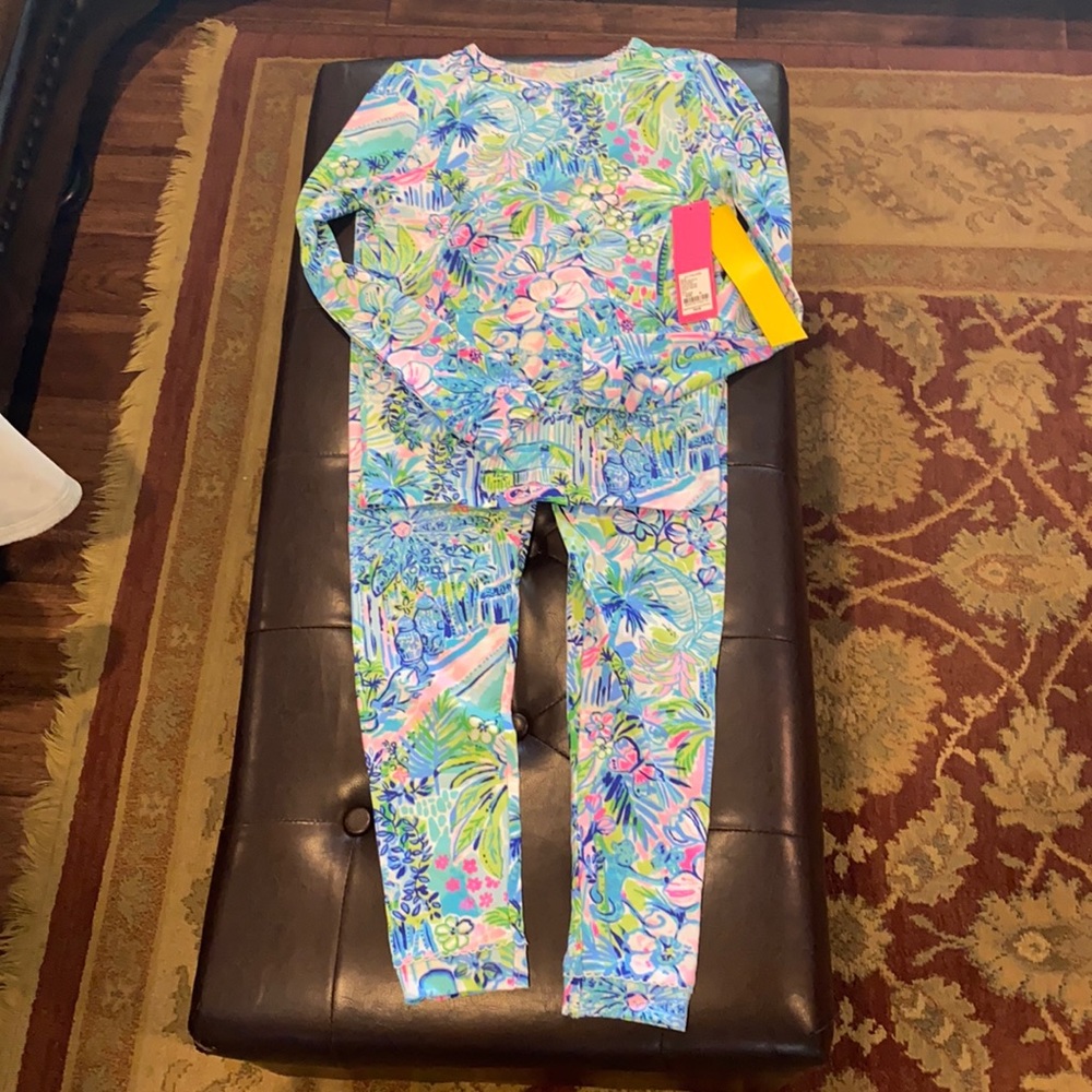 NWT. Lilly Pulitzer pajama set. Size 14.